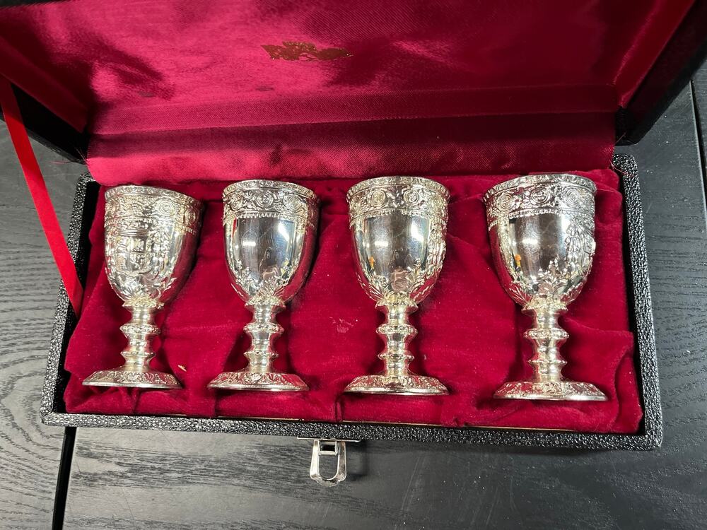 Corbel Mini Silverplate Goblets